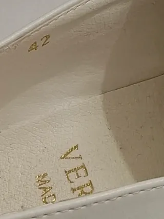 Zapatos Versace Blancos.