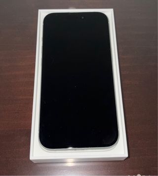 iPhone 15 128GB Verde Agua