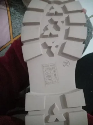 Botas de mujer beige