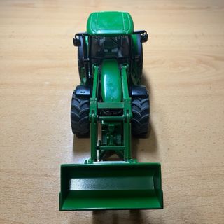 Tractor John Deere 6820 con pala frontal