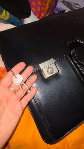 Maletín nuevo para trabajo