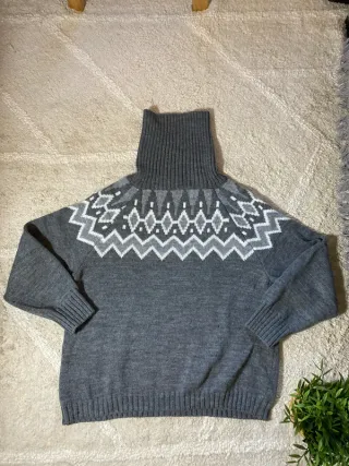 Jersey Vintage Cuello Alto Gris y Blanco