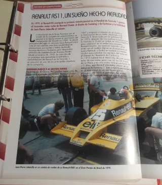 5 archivadores de la marca scalextric