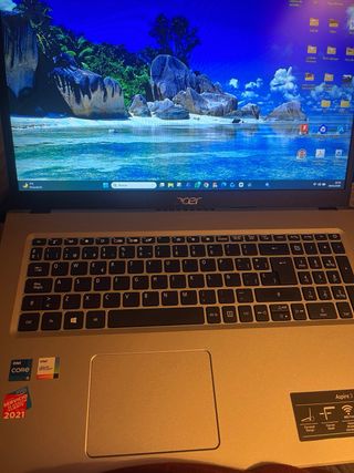 Acer Aspire A317 Portátil 17”