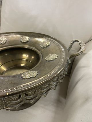 Centro de Mesa Antiguo Metal con Asas