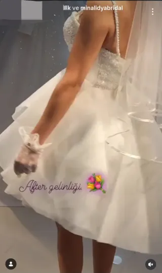 Vestido de novia corto