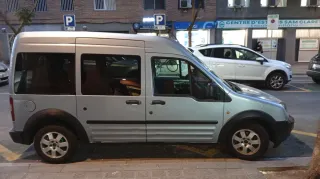 Ford E-Tourneo Courier 2008