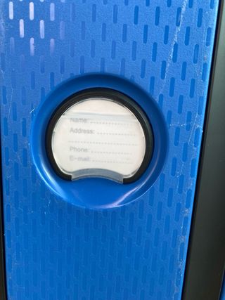 MALETA Delsey RÍGIDA AZUL con RUEDAS, tipo TROLLE