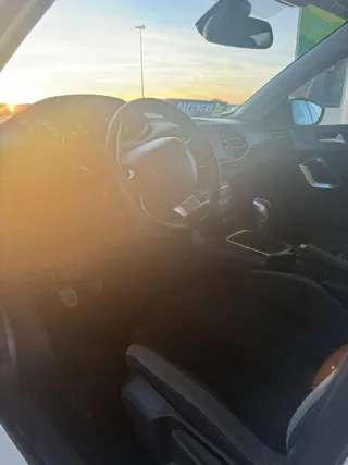 Peugeot 308 2016