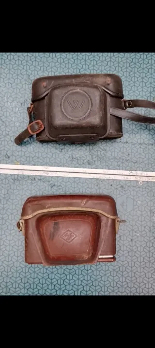 Fotocamere vintage argento e marrone