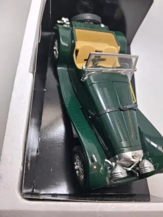 Jaguar SS100 1937 Bburago Cod.3006 Scala1:18.Nuova