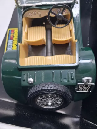 Jaguar SS100 1937 Bburago Cod.3006 Scala1:18.Nuova