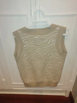 Chaleco Bershka Talla XS oversize Animal Print