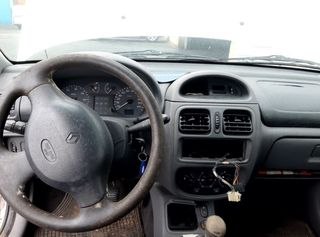 1102187 7700111205 centralita renault clio ii fase