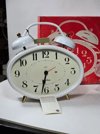 Orologio sveglia vintage anni '80 bianco