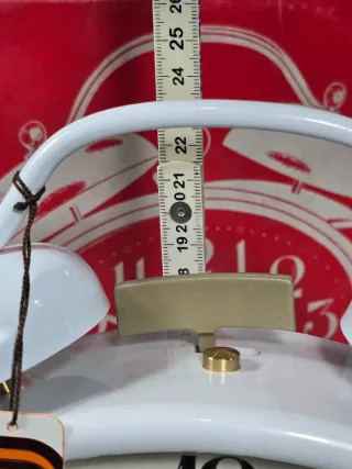 Orologio sveglia vintage anni '80 bianco