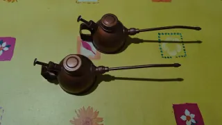 Se venden 2 Aceiteras de cobre nuevas.