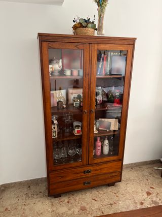 Vitrina Colonial Madera y Cristal