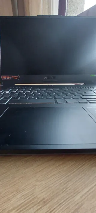 ASUS TUF Gaming F15 - Como nuevo + caja