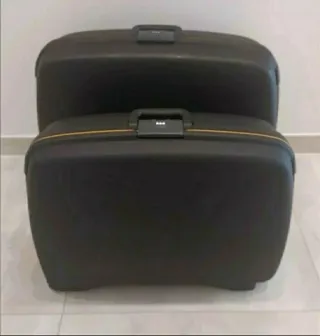 Set 2 Valigie Nere con Combinazione