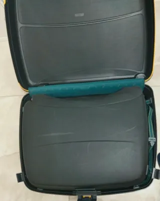 Set 2 Valigie Nere con Combinazione