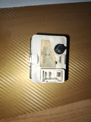 Reloj Quarzo auto- Marca KIENZLE