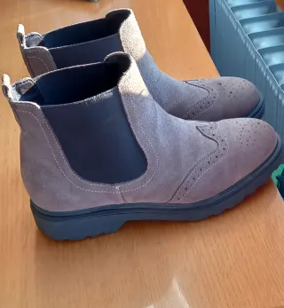 Scarponcini in camoscio