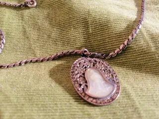 Medalla Virgen Antigua Plata y Nácar