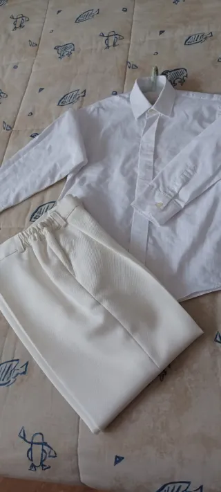Traje de Comunión .Talla 7 años, 122 cms altura