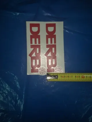 Pegatinas Derbi Rojas para deposito