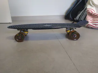 Patinete Penny skate azul con luces