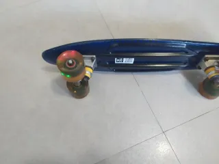 Patinete Penny skate azul transparente con luces