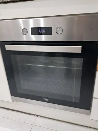 Horno Beko BIE22302XD inox clase A