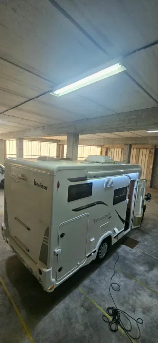 AUTOCARAVANA PERFILADA, BENIMAR 440 UP, 4 PLAZAS