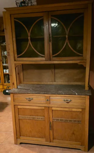 Mueble comedor antiguo madera y piedra