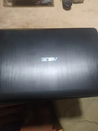 Portátil Asus F540L Plata y Negro