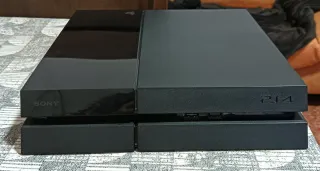 PS4 (PlayStation 4) Negra