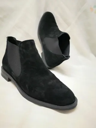 Botines ante negros talla 35