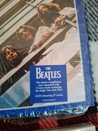 PINK FLOYD + THE BEATLES 8 CDs