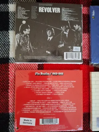 PINK FLOYD + THE BEATLES 8 CDs