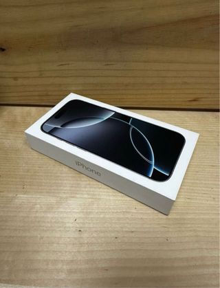 iPhone 16 Pro Max Blanco