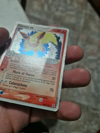 Carta Pokémon Flareon ex 104/113