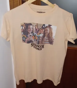 Camiseta Stranger Things - Pull&Bear