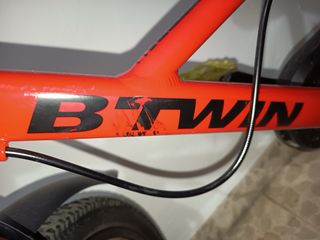 Bicicleta Infantil BTWIN Roja