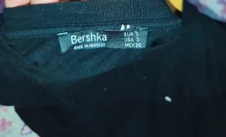 Jersey Bershka negro mensaje S