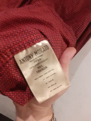 Camisa de vestir roja