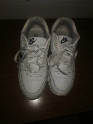 Zapatillas Nike Blancas número 40