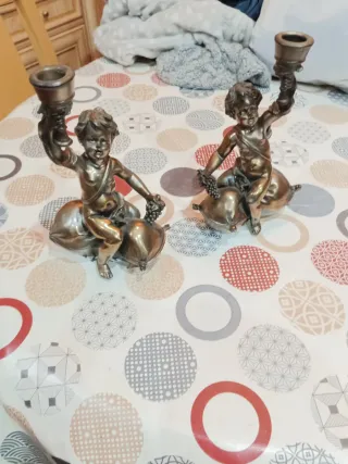 Candelabros de Bronce con Niños (2 unidades)