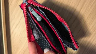 Monedero Kipling lunares morado y turquesa