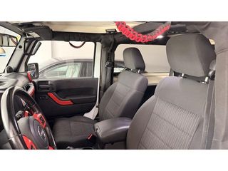 Jeep Wrangler 3.8 Rubicon Auto 147 kW (200 CV)